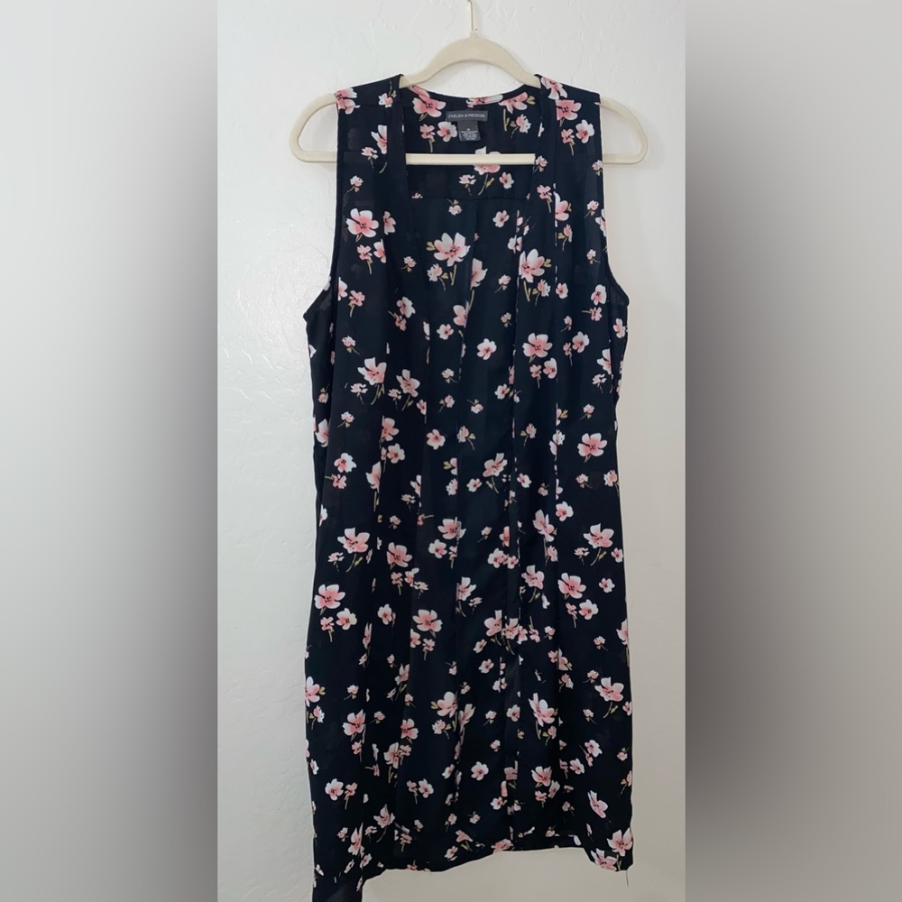 Chelsea & Theodore Black Floral Print Long Women’s Kimono